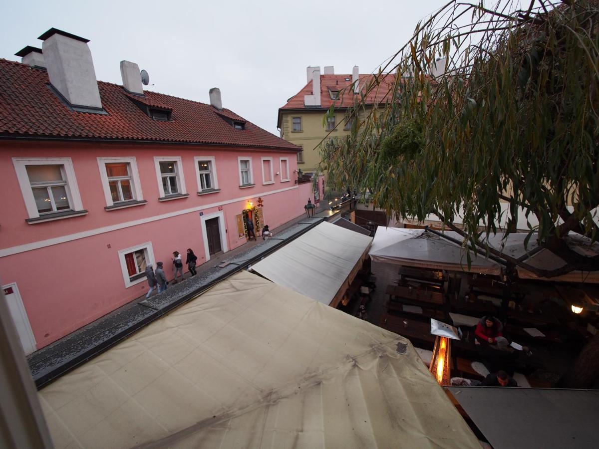 White Swan Boutique Apartments Prag Dış mekan fotoğraf