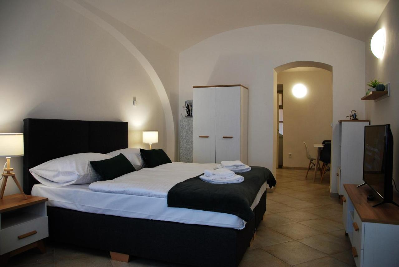White Swan Boutique Apartments Prag Dış mekan fotoğraf