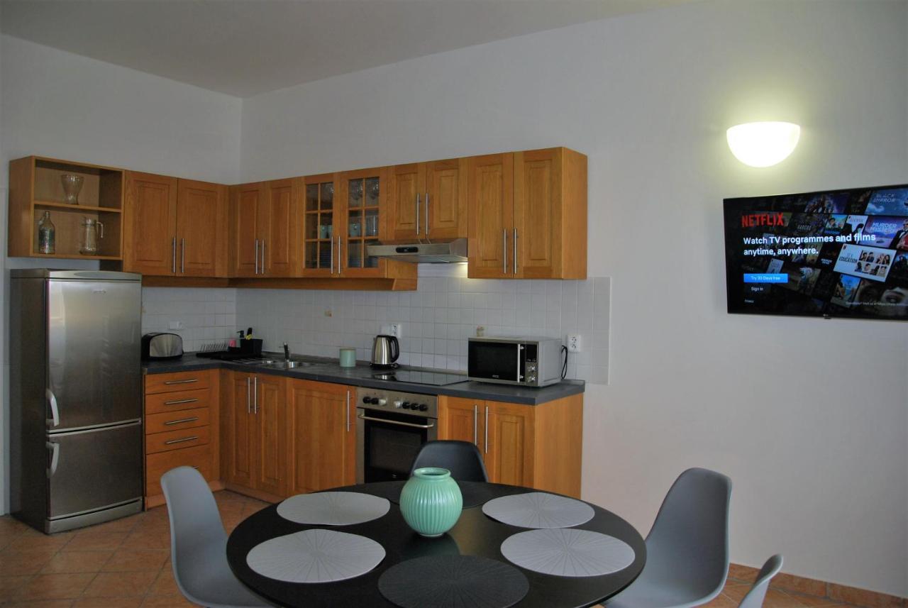 White Swan Boutique Apartments Prag Dış mekan fotoğraf
